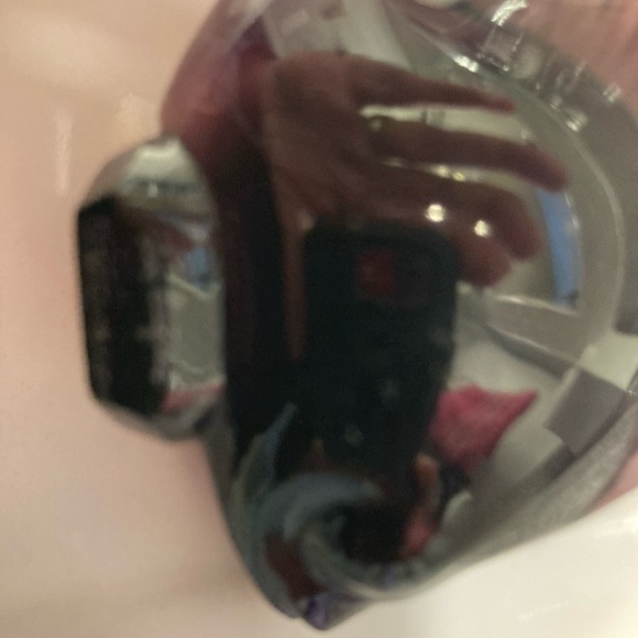 Elegant Lalique Purple Fish Figurine - Picture 3 of 4